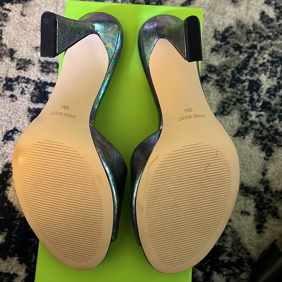 NWOT Nine West Slides. Size 9. Super cute metallic colors - Picture 2 of 5